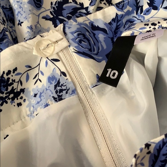 New Divided floral skirt - Picture 7 of 8